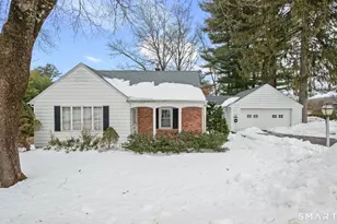 49 Dewberry Rd, Waterbury, CT 06705 - Photo 1