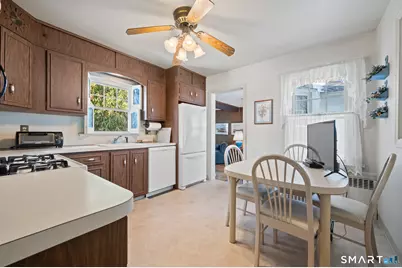 49 Dewberry Road, Waterbury, CT 06705 - Photo 4