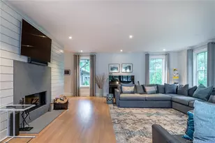 33 Arrow Point Rd, Warren, CT 06777 - Photo 16