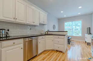 138 Bradford Walk, New Britain, CT 06053 - Photo 12