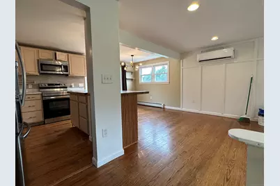 17 Meadow Street, Groton, CT 06355 - Photo 6