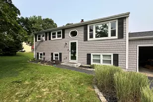 17 Meadow St, Groton, CT 06355 - Photo 1