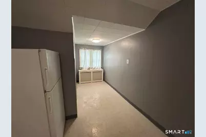 106 Maplewood Avenue #3rd Floor, West Hartford, CT 06119 - Photo 8