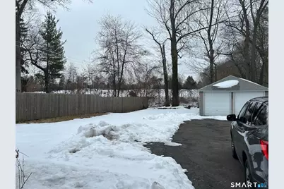 106 Maplewood Avenue #3rd Floor, West Hartford, CT 06119 - Photo 12