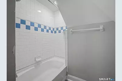 1440 Wood Avenue #3rd Floor, Bridgeport, CT 06604 - Photo 8