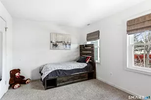 1 E Hayestown Rd, Danbury, CT 06811 - Photo 16