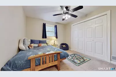 22 Hollywood Avenue, Milford, CT 06460 - Photo 24