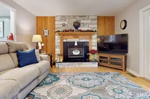 22 Hollywood Ave, Milford, CT 06460 - Photo 8