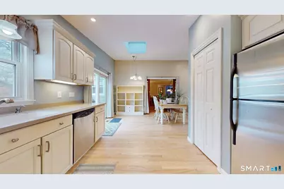 22 Hollywood Avenue, Milford, CT 06460 - Photo 14