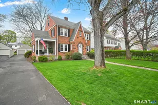 219 Auburn Rd, West Hartford, CT 06119 - Photo 2