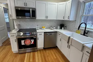 24 North Ave, North Haven, CT 06473 - Photo 4