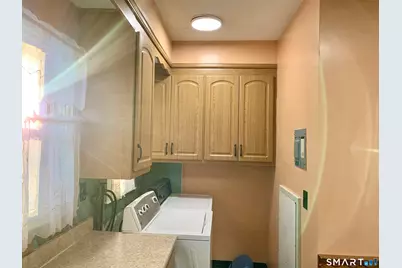 52 Goffe Terrace, New Haven, CT 06511 - Photo 4