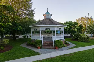 345 Reef Rd, Fairfield, CT 06824 - Photo 28