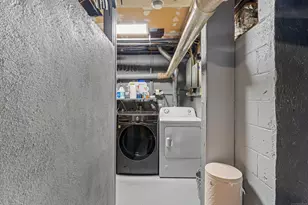 88 Dean St, Stamford, CT 06902 - Photo 24