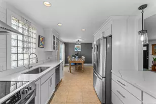 88 Dean St, Stamford, CT 06902 - Photo 8