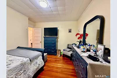 100-102 Ashley Street, Bridgeport, CT 06610 - Photo 8