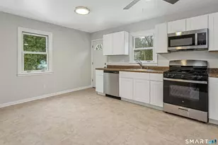 85 Burwood Ave, Stamford, CT 06902 - Photo 6