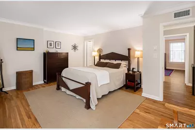 100 South Avenue, New Canaan, CT 06840 - Photo 16