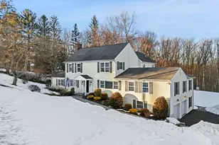 72 Barclay Dr, Stamford, CT 06903 - Photo 1