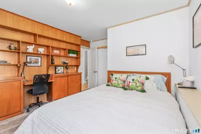 200 Mohegan Drive, West Hartford, CT 06117 - Photo 26