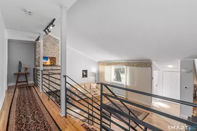 200 Mohegan Drive, West Hartford, CT 06117 - Photo 16