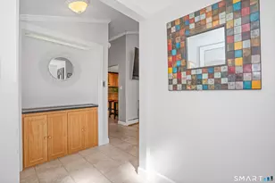 200 Mohegan Dr, West Hartford, CT 06117 - Photo 8