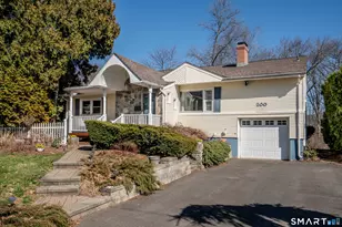 200 Mohegan Dr, West Hartford, CT 06117 - Photo 1