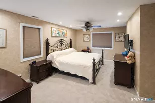 8 Whispering Pines Dr, Wallingford, CT 06492 - Photo 18