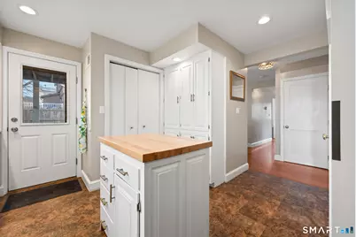 180 Randolph Road, Middletown, CT 06457 - Photo 2