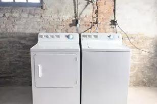 8 Locust St, New Britain, CT 06051 - Photo 16