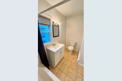 8 Locust Street, New Britain, CT 06051 - Photo 14