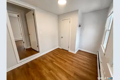 8 Locust Street, New Britain, CT 06051 - Photo 6