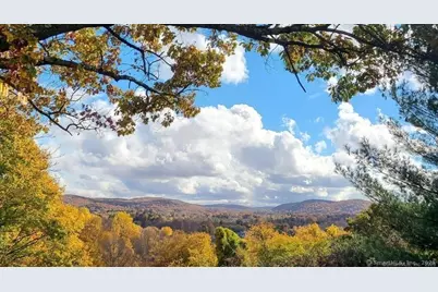 10 Fleetwood Drive, Danbury, CT 06810 - Photo 24