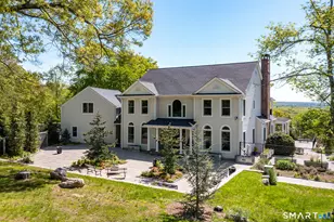 4 Sunrise Ln, Bridgewater, CT 06752 - Photo 2