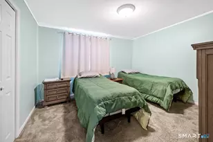 24 Granada Rd, Waterbury, CT 06704 - Photo 10