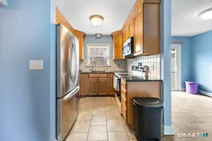 24 Granada Rd, Waterbury, CT 06704 - Photo 2