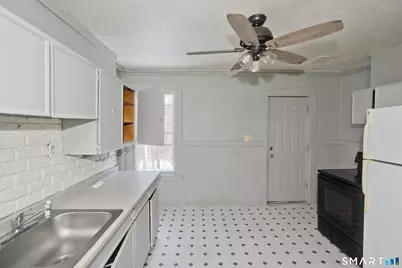 54 Hartford Avenue, Enfield, CT 06082 - Photo 8