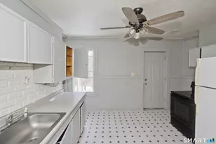 54 Hartford Ave, Enfield, CT 06082 - Photo 8