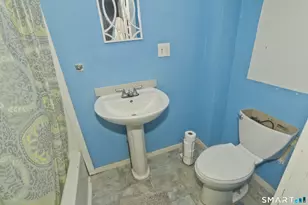 54 Hartford Ave, Enfield, CT 06082 - Photo 28