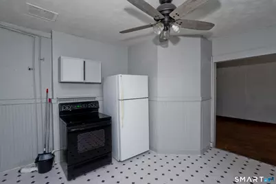 54 Hartford Avenue, Enfield, CT 06082 - Photo 10