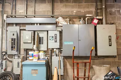 85 James Street, East Hartford, CT 06108 - Photo 16