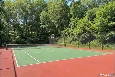 1705 Eaton Court #1705, Danbury, CT 06811 - Photo 32