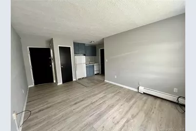 85 Union Avenue #A4, Bridgeport, CT 06607 - Photo 4