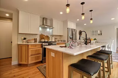 36 Pinecrest Road, North Stonington, CT 06359 - Photo 2