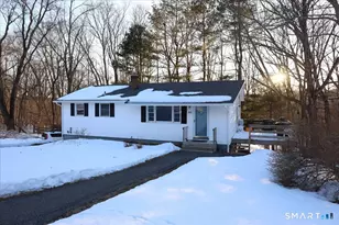 20 Brookfield Meadows, Brookfield, CT 06804 - Photo 1