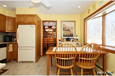 7 Old Forge Road, North Haven, CT 06473 - Photo 20