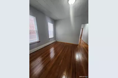 31 Whitmore Street, Hartford, CT 06114 - Photo 8
