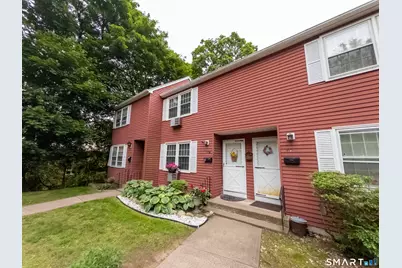 40 Grove Street #B, Manchester, CT 06042 - Photo 2