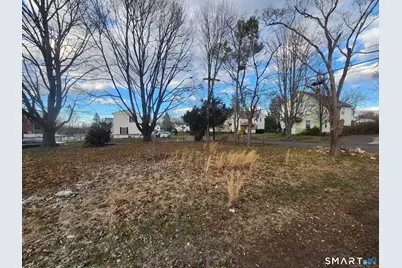 7 Walnut Street #1, Middletown, CT 06457 - Photo 4