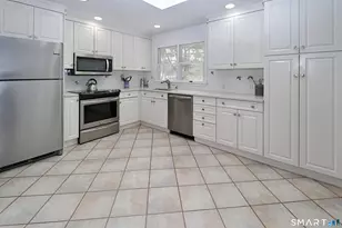 26 Thistle Rd, Norwalk, CT 06851 - Photo 12